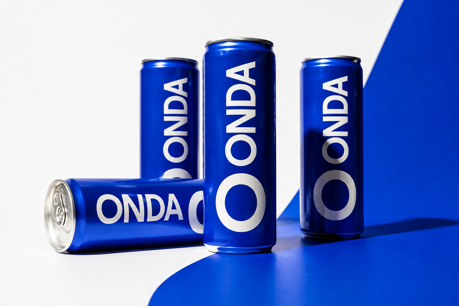Envases ONDA en azul cobalto y blanco